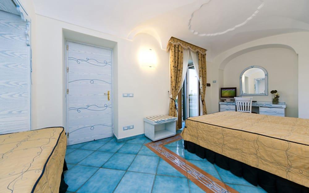 Hotel Bellevue Benessere & Relax Ischia Exterior photo