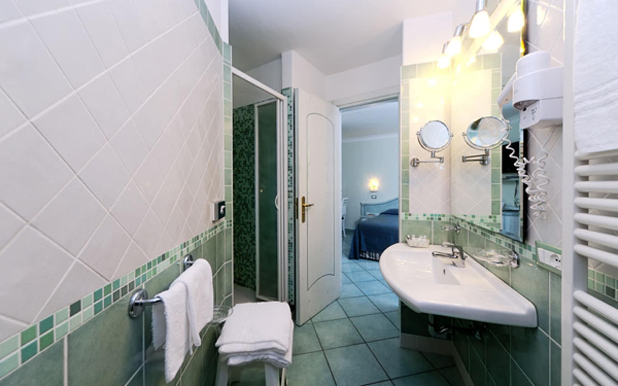 Hotel Bellevue Benessere & Relax Ischia Exterior photo